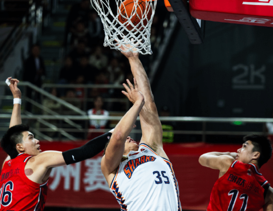 开云棋牌APP下载关于加时末段广厦男篮备战欧冠；远射贴柱细节曝光；媒体盛赞；控场能力受关注的信息